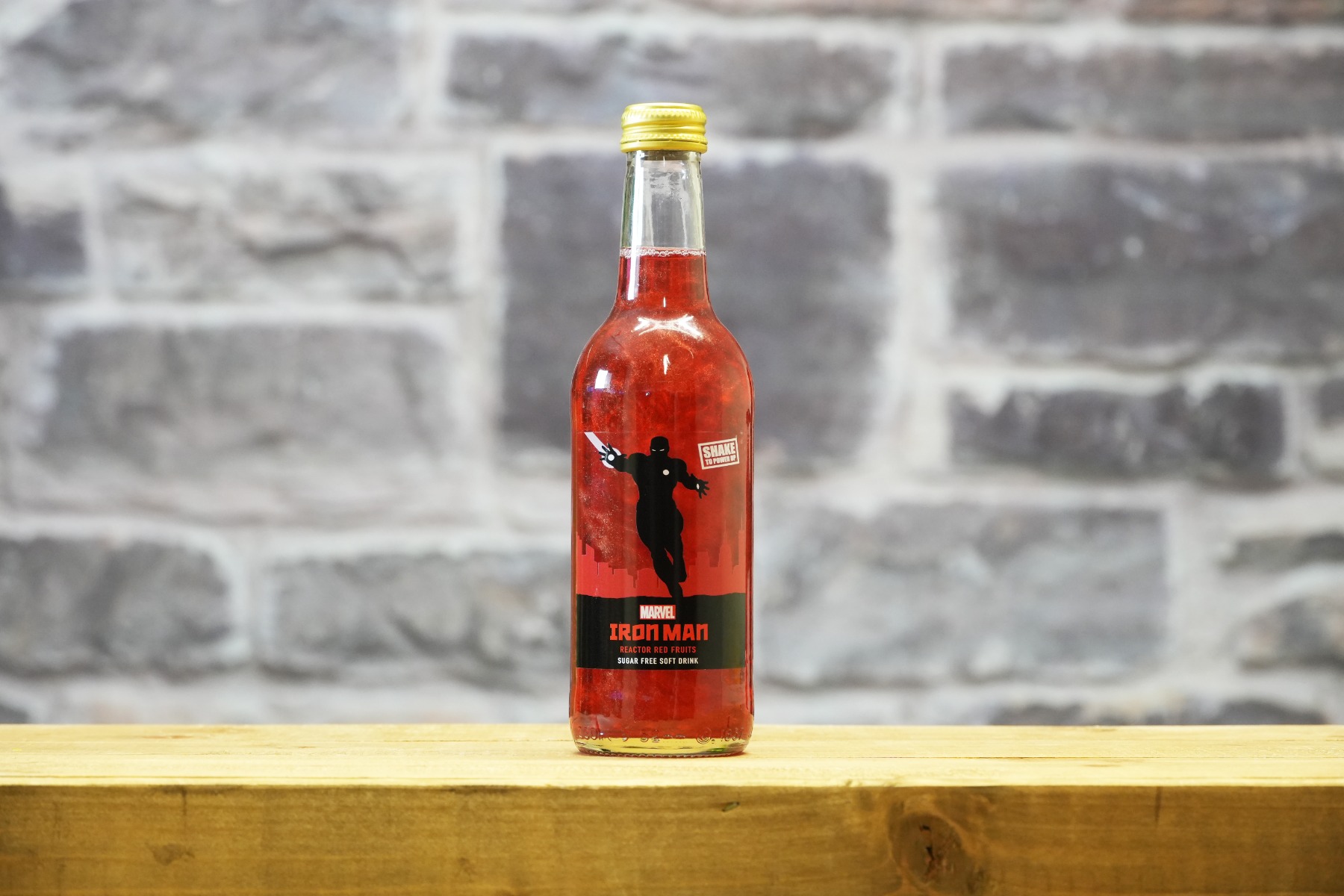 Iron Man (Marvel) Red Reactor Fruits 330ml x 12